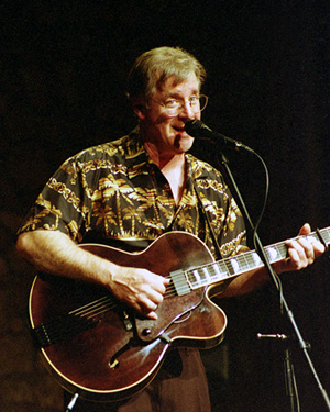 john-sebastian-on-stage-small2