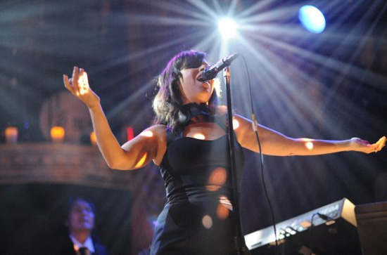 bebel-gilberto-perform-1-small
